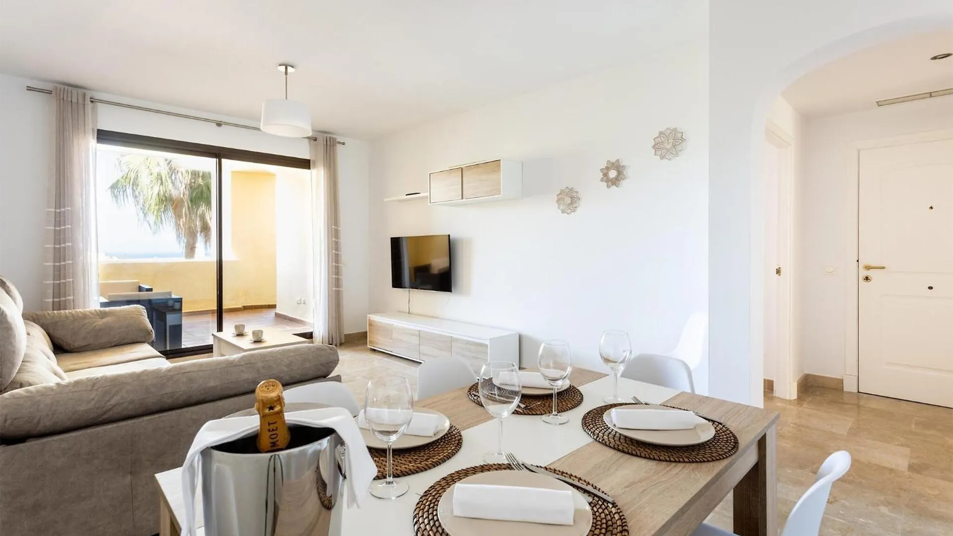 Stunning Apartment In Manilva With Swimming Pool 0*,  Spanje